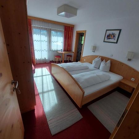 Haus Theresia Alpbach Bed and Breakfast Esterno foto